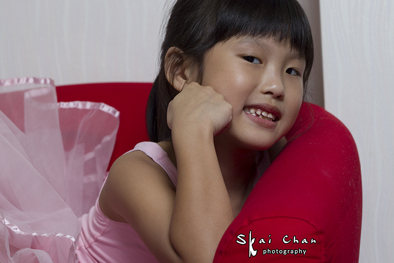 Indoor children photoshoot session with Dchane at Joyous Nails Seng Kang