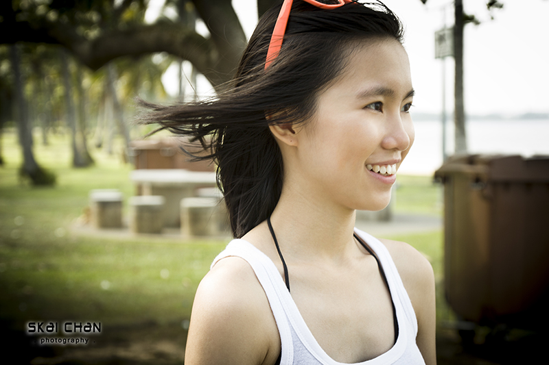 Lifestyle portrait photoshoot session with Vanessa Toh at Pasir Ris Park