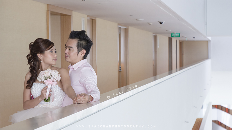 Pre-wedding photoshoot session with Mike Ong and Monica Weng at Marina Bay Sands Singapore (MBS) hotel