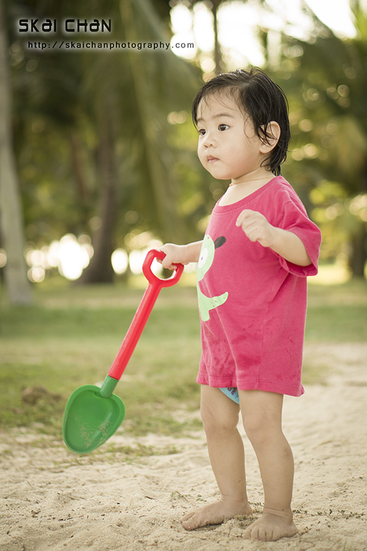 Outdoor children photoshoot at Tanjong Beach (Sentosa)