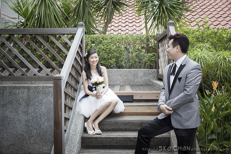 Pre-Wedding photoshoot session with Peter and Peiwei at Registries of Marriages Singapore, Fort Canning Park