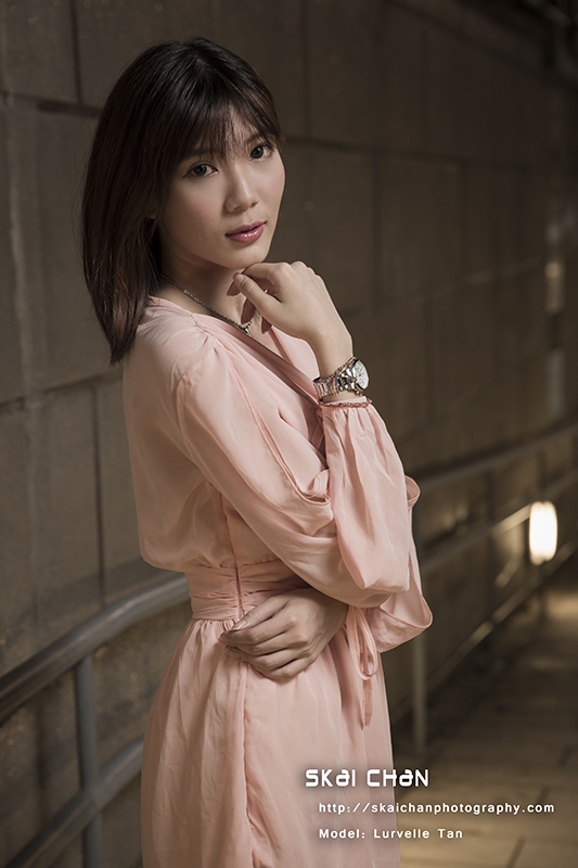 Night fashion photoshoot session with Lovelle Cengiya at Clarke Quay