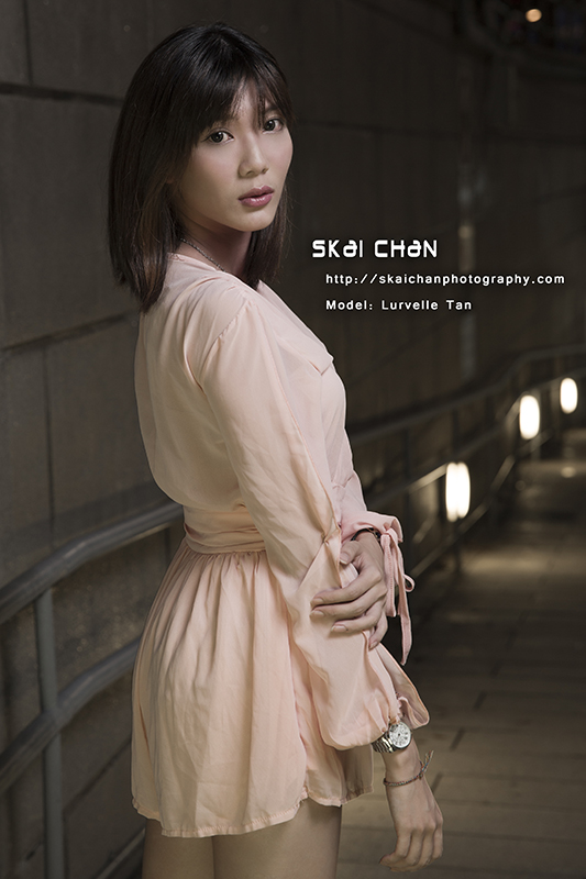 Night fashion photoshoot session with Lovelle Cengiya at Clarke Quay