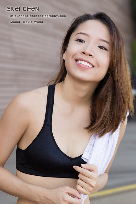 Lifestyle fitness portrait photoshoot session with Kayla Wong at Sentosa Boardwalk