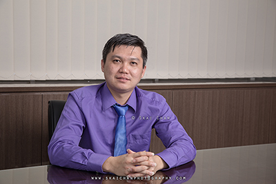 Indoor High-End Corporate Headshot Photoshoot - CEO of Chew Construction & Plumbing @ Office