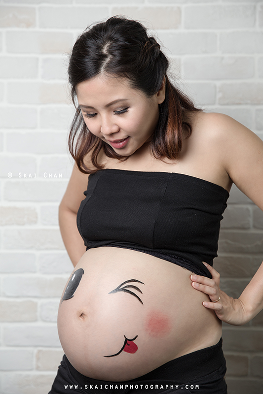 Bodypaint maternity/pregnancy photoshoot session with Monica Weng-Ong at Indoor