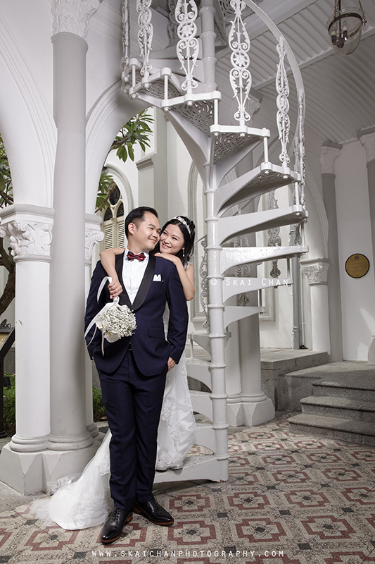Pre-Wedding photoshoot session with Leslie & Sally at CHIJMES