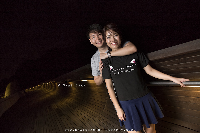 Night couple portrait photoshoot session with Huiting & Shengyang at Henderson Waves