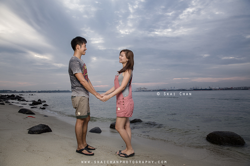 Sunset couple photoshoot session with Kaiwei & Stella at Punggol Ranch