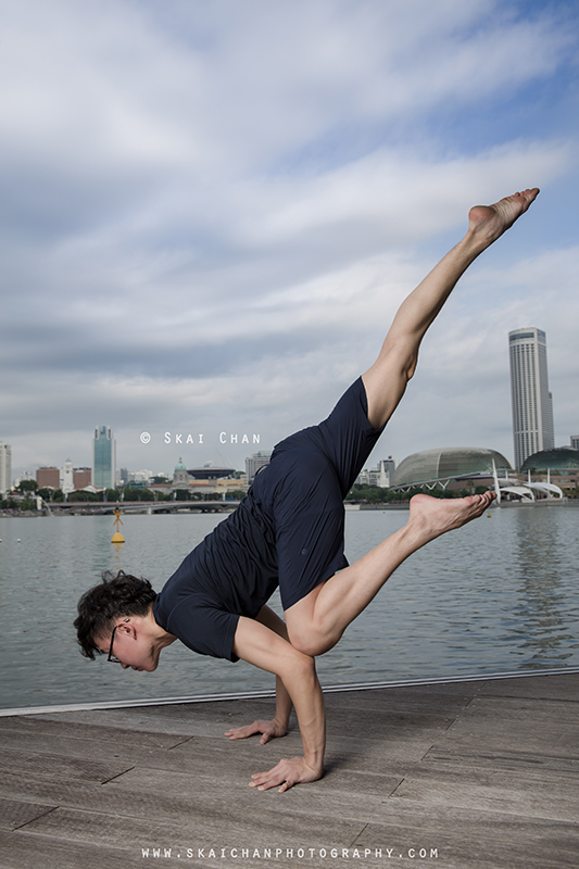Outdoor Yoga portrait photoshoot session with Bai Jia Wang at Marina Bay Sands