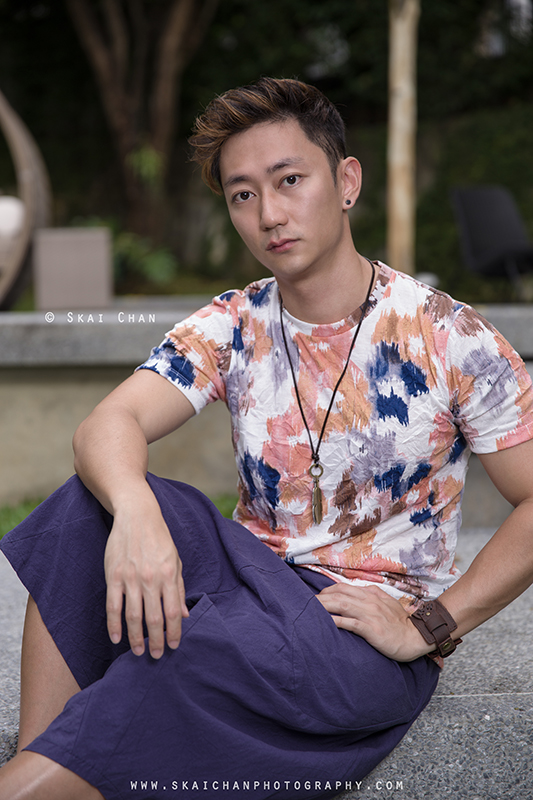 Photoshoot with Gilbert Lew at Lloyd's Inn