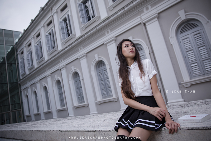 School girl themed night photoshoot session with Ng Shinyi at National Museum of Singapore