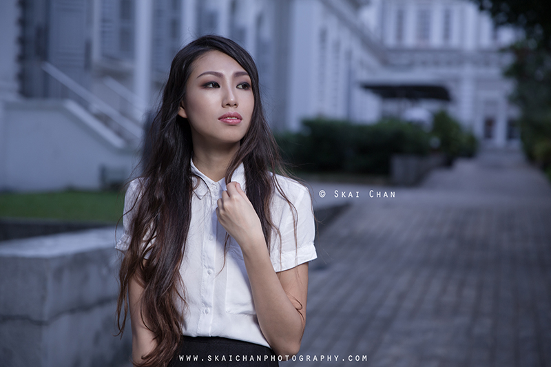 School girl themed night photoshoot session with Ng Shinyi at National Museum of Singapore