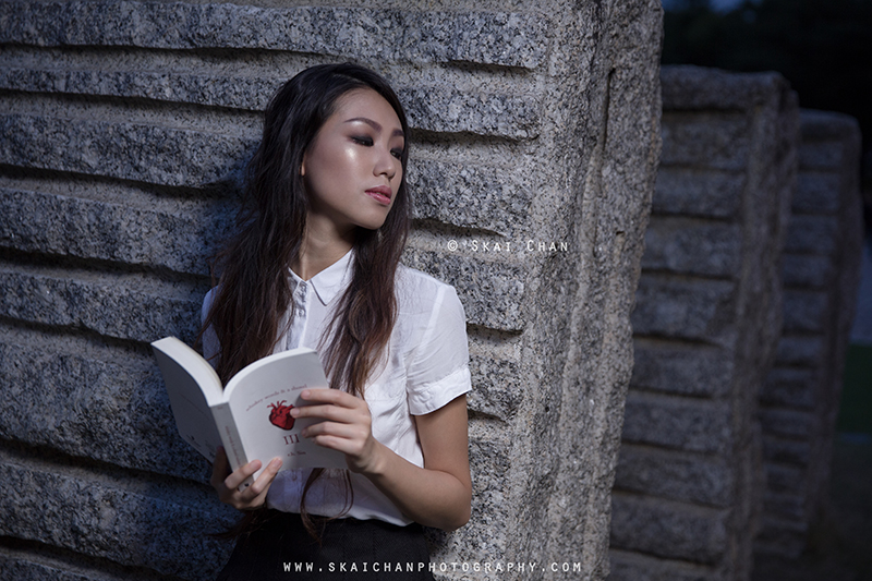 School girl themed night photoshoot session with Ng Shinyi at National Museum of Singapore