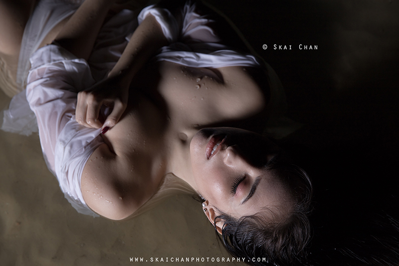 Night glamour photoshoot session with Val G at Palawan Beach (Sentosa)