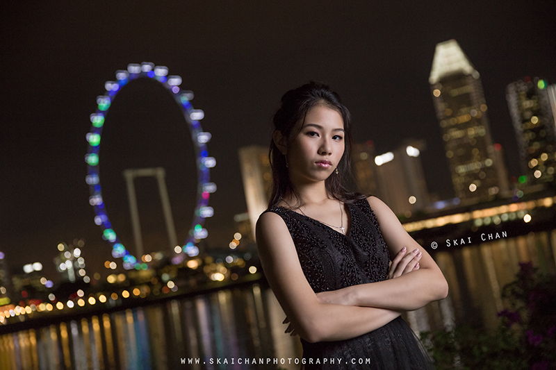 Night violin portrait photoshoot session with Ha Eun at Gardens by the Bay East