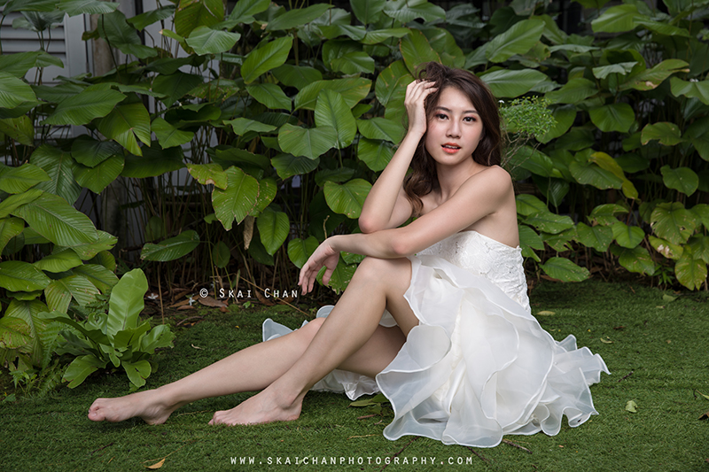 Bridal photoshoot session with Hilary at Gillman Barracks