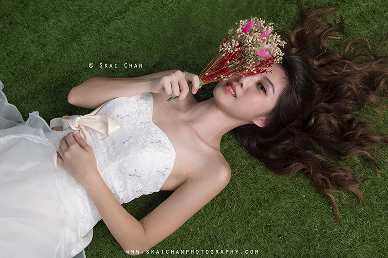 Bridal photoshoot session with Hilary at Gillman Barracks
