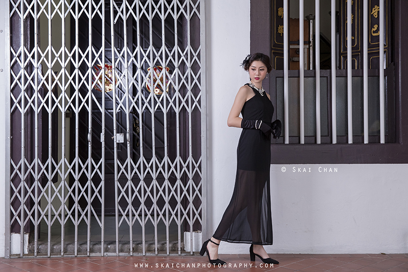 Vintage themed retro style night photoshoot session with Hilary at Amoy Street