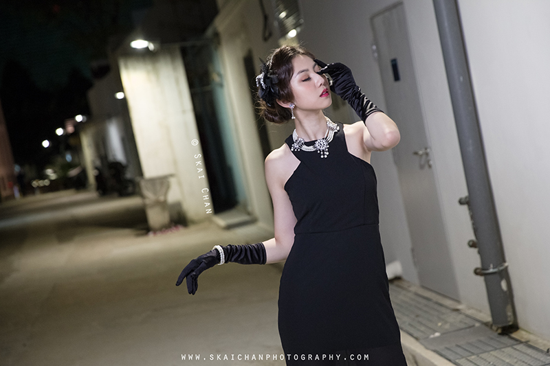 Vintage themed retro style night photoshoot session with Hilary at Ann Siang Hill Park (back alley)