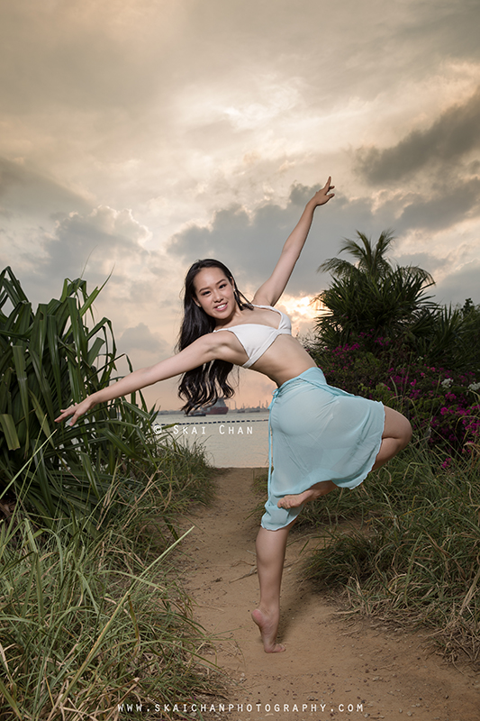 Sunset bikini dance photoshoot session with Jasmine Lim at Palawan Beach (Sentosa)