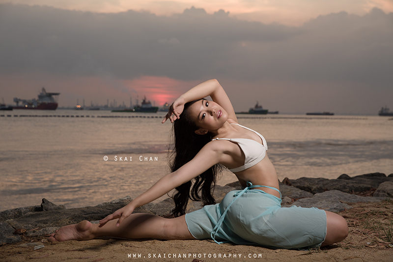 Sunset bikini dance photoshoot session with Jasmine Lim at Palawan Beach (Sentosa)