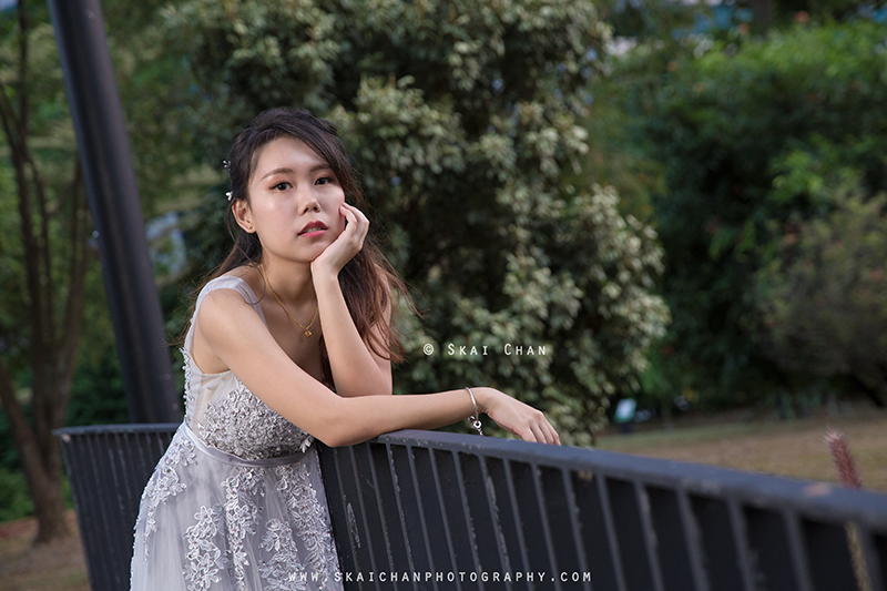 Night bridal photoshoot session with Siaw Jo at HortPark