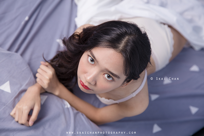 Boudoir portrait photoshoot session with Rina at Tanjong Pagar