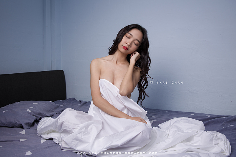 Boudoir portrait photoshoot session with Rina at Tanjong Pagar