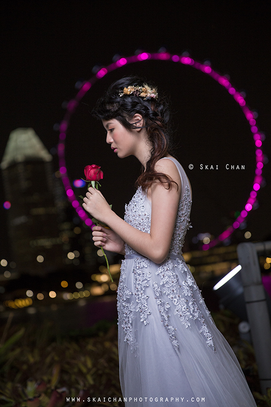 Night bridal photoshoot session with Robyn Skye at Gardens by the Bay