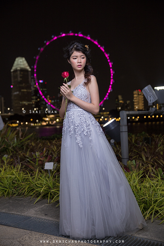 Night bridal photoshoot session with Robyn Skye at Gardens by the Bay