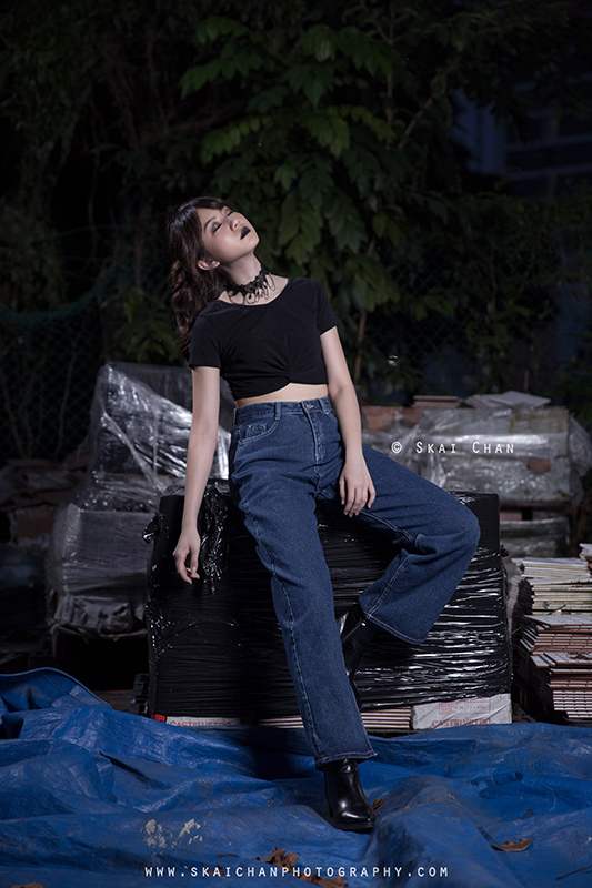 Gothic dark themed night portrait photoshoot session with Hilary at Pearl's Hill Terrace