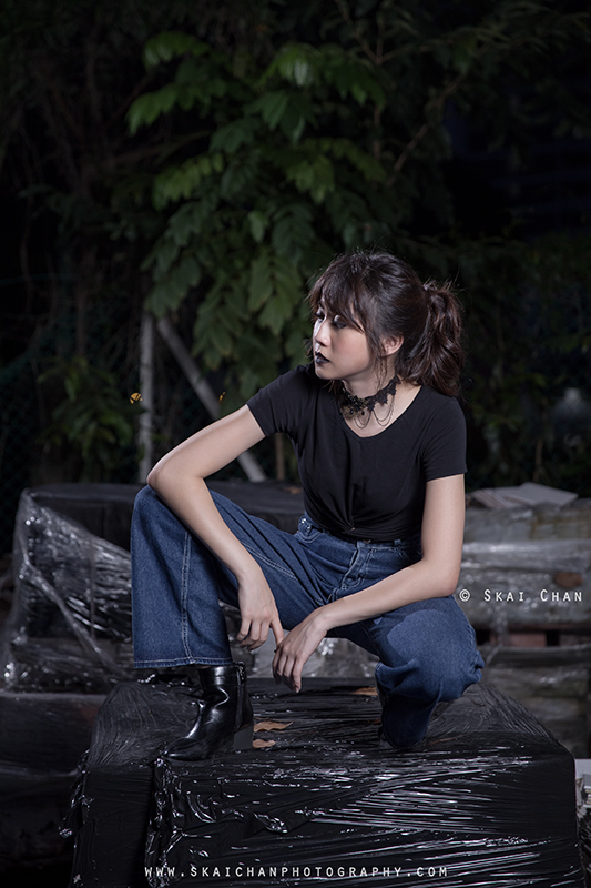 Gothic dark themed night portrait photoshoot session with Hilary at Pearl's Hill Terrace