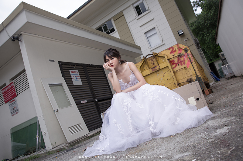 Bridal photoshoot session with Hilary at Pearl's Hill Terrace