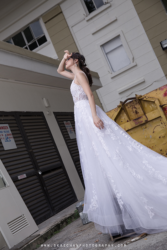 Bridal photoshoot session with Hilary at Pearl's Hill Terrace