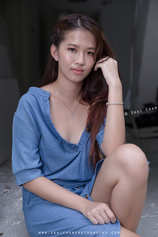 Fashion photoshoot session with Melanie at Pearl's Hill Terrace