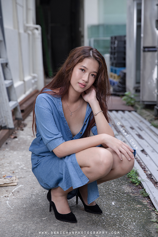 Fashion photoshoot session with Melanie at Pearl's Hill Terrace