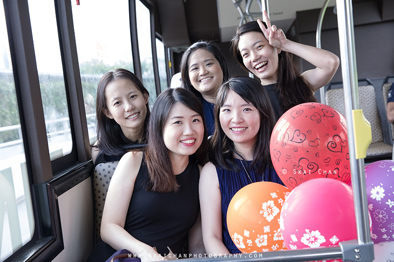Friends portrait photoshoot session with Delphine & friends Seto at National University of Singapore (NUS)