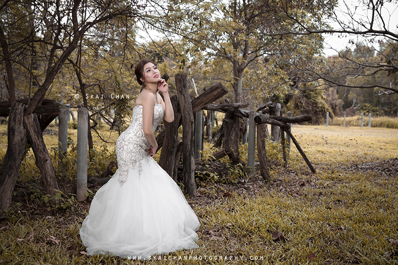 Stylish and edgy fashion bridal photoshoot session with Ivia Xiao Hui at Tampines Eco Green