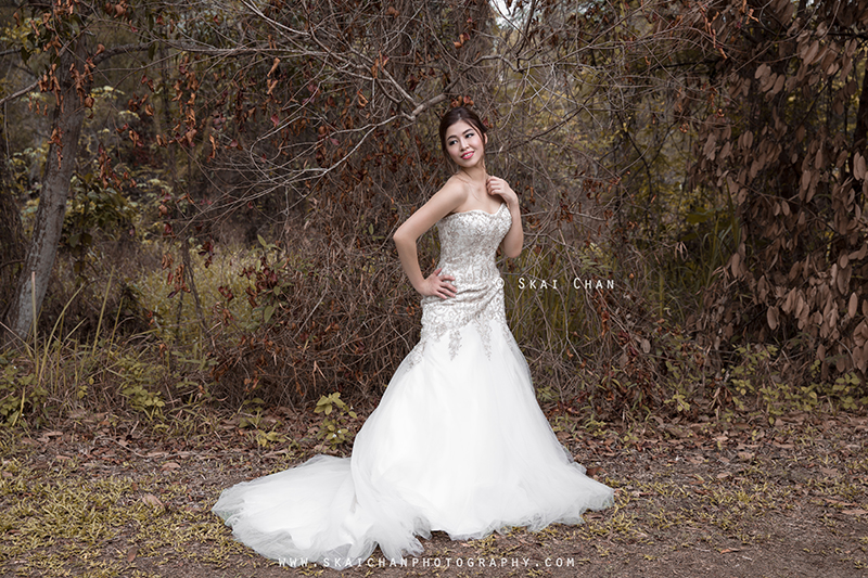 Stylish and edgy fashion bridal photoshoot session with Ivia Xiao Hui at Tampines Eco Green