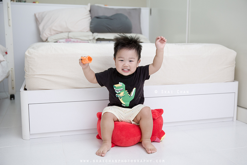Indoor children photoshoot session with Nicholas Chan Jun En at home