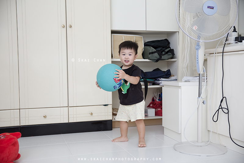 Indoor children photoshoot session with Nicholas Chan Jun En at home