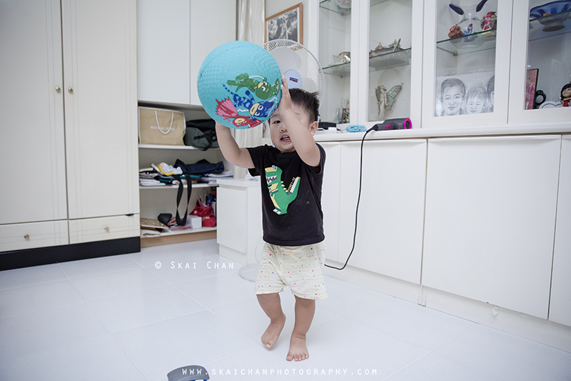 Indoor children photoshoot session with Nicholas Chan Jun En at home