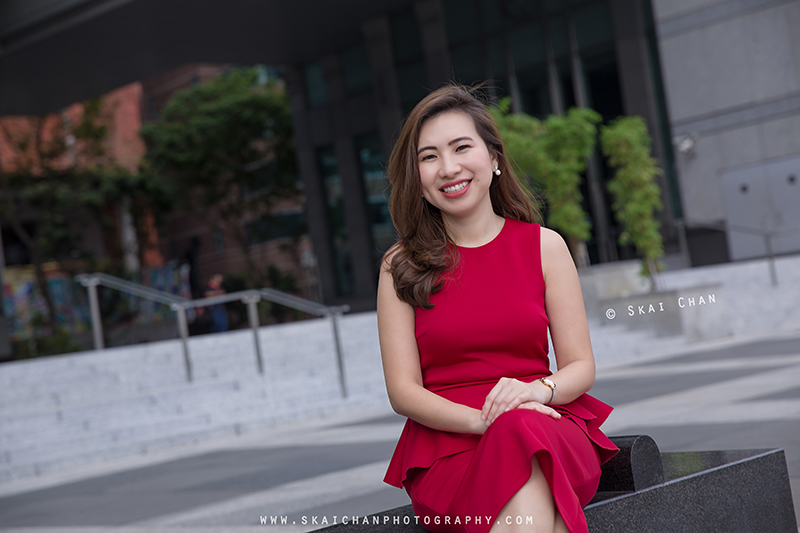 Modern corporate portrait photoshoot session with Ratna Juita at Boat Quay
