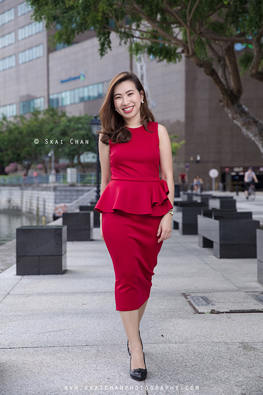 Modern corporate portrait photoshoot session with Ratna Juita at Boat Quay