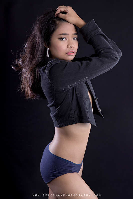 Modelling portfolio & glamour photoshoot session with Tantiara Rosli at Tanjong Pagar (photography studio)