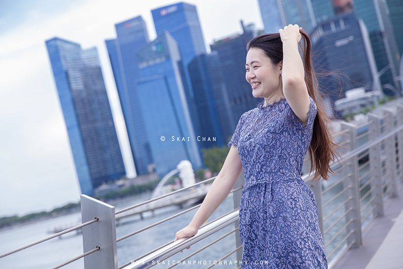 Lifestyle photoshoot session with Sana at Jubilee Bridge