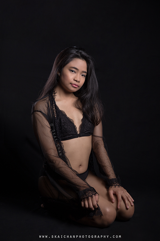 Lingerie photoshoot session with Tantiara Rosli at Tanjong Pagar (photography studio)