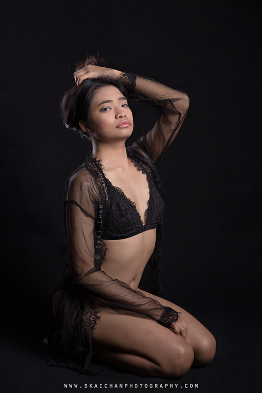 Lingerie photoshoot session with Tantiara Rosli at Tanjong Pagar (photography studio)