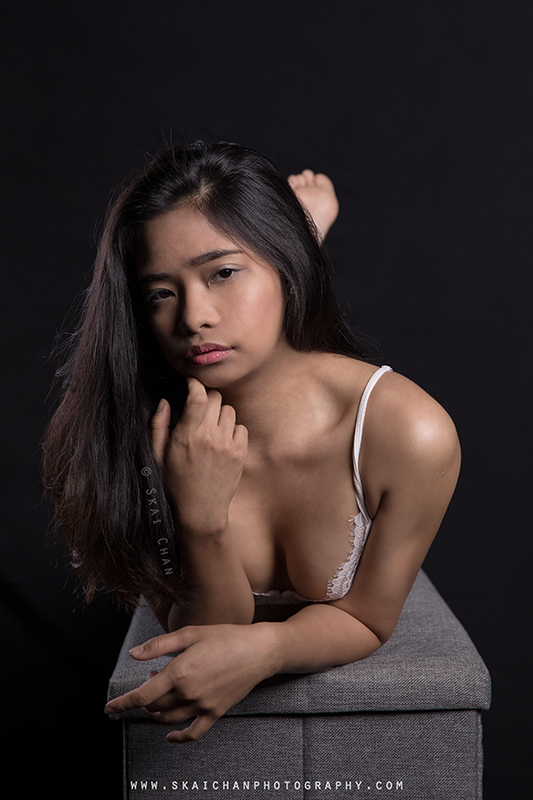 Lingerie photoshoot session with Tantiara Rosli at Tanjong Pagar (photography studio)